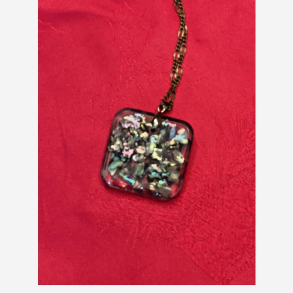 Pendant Necklace Handmade Square Green/Purple Sparkling Color Resin 22" Chain